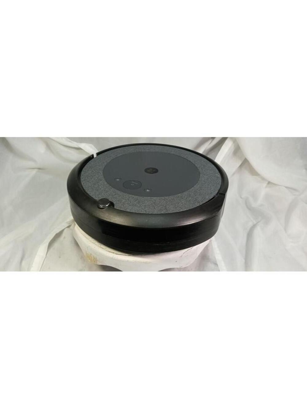 iRobot Roomba i3 RVD-Y1 Wi-Fi Robot Vacuum Smart Mapping Multi-Surface Used